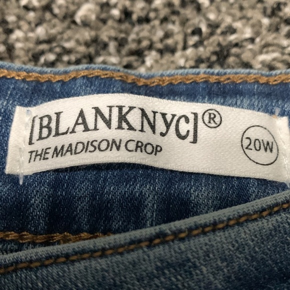 [BLANKNYC] The Madison Crop 20W - Picture 2 of 13